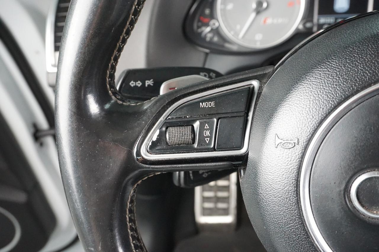 Audi SQ5 3.0 V6 TDI plus Biturbo quattro tiptronic