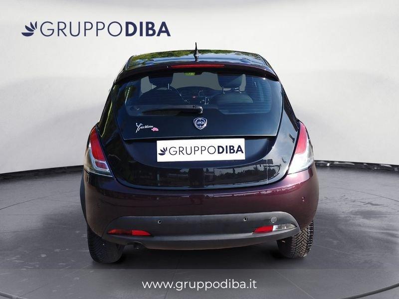 Lancia Ypsilon III 2011 Benzina 0.9 t.air elefantino ecochic metano 80cv