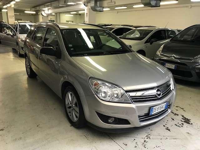 Opel Astra SW 1.7 cdti Cosmo 101CV / BEN TENUTA