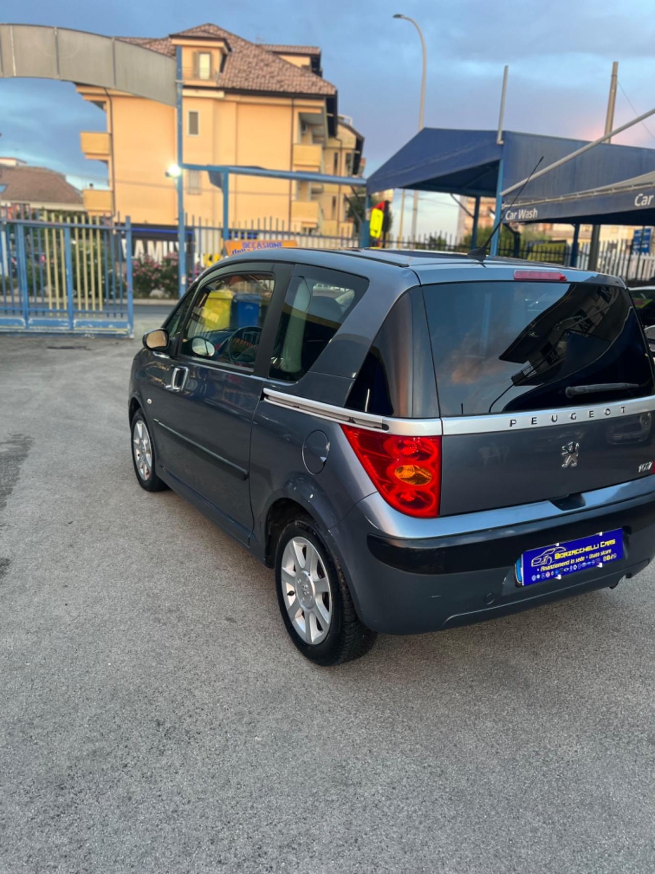 Peugeot 1007 1.4 Happy