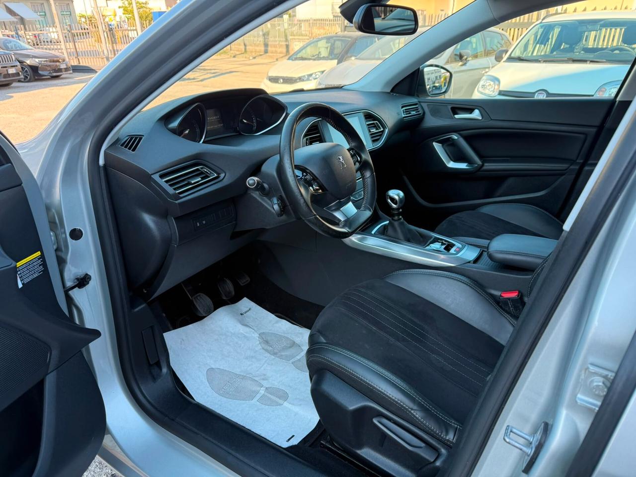 Peugeot 308 BlueHDi 120 S&S