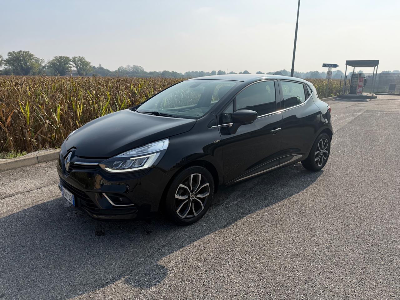 Renault Clio TCe 12V 75 CV 5 porte Moschino Life