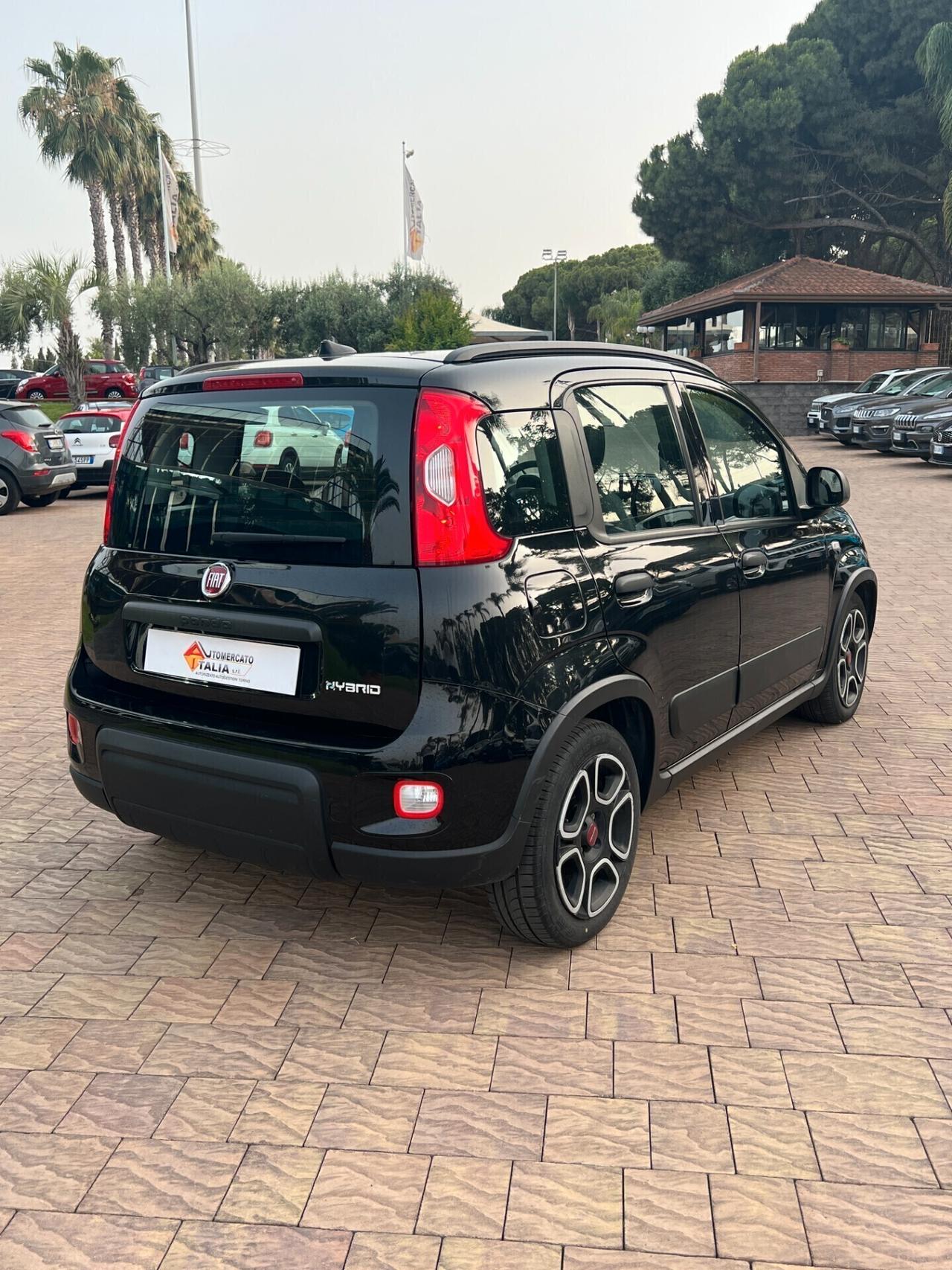 Fiat Panda 1.0 FireFly S&S Hybrid City Cross