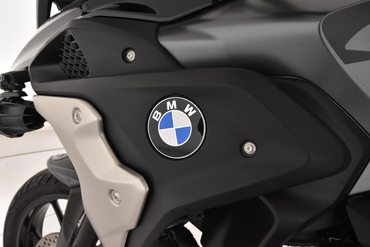 BMW R 1250 GS TRIPLE BLACK LED+ESA+NAVI