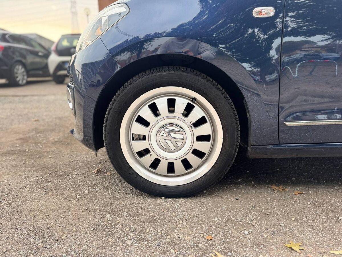 Volkswagen up! 5 Porte DOPPIO TRENO GOMME E CERCHI !