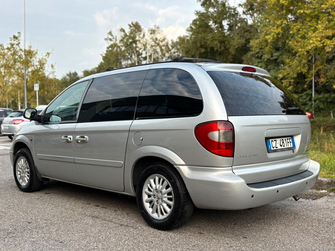 Chrysler Voyager 2.8 CRD LX Leather *Automatik*7Posti*