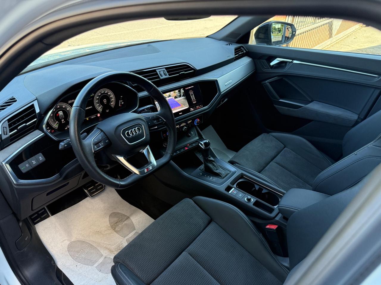 Audi Q3 SPB 45 TFSI e S tronic S line edition