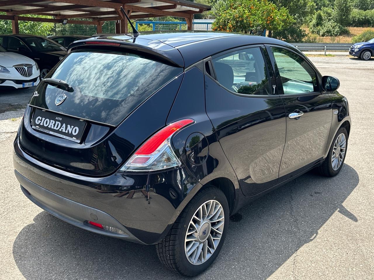 Lancia Ypsilon 1.3 MJT 16V 95 CV 5 porte S&S