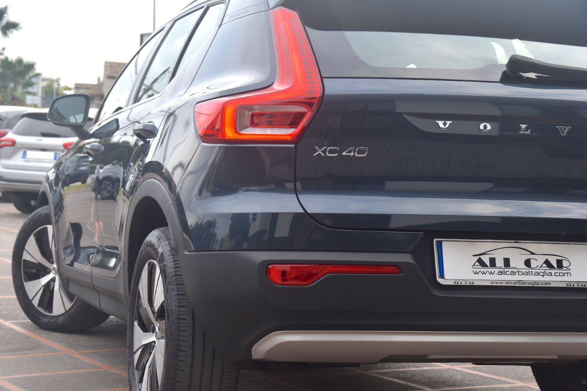 Volvo XC40 T4 Recharge Plug-in Inscription Expression