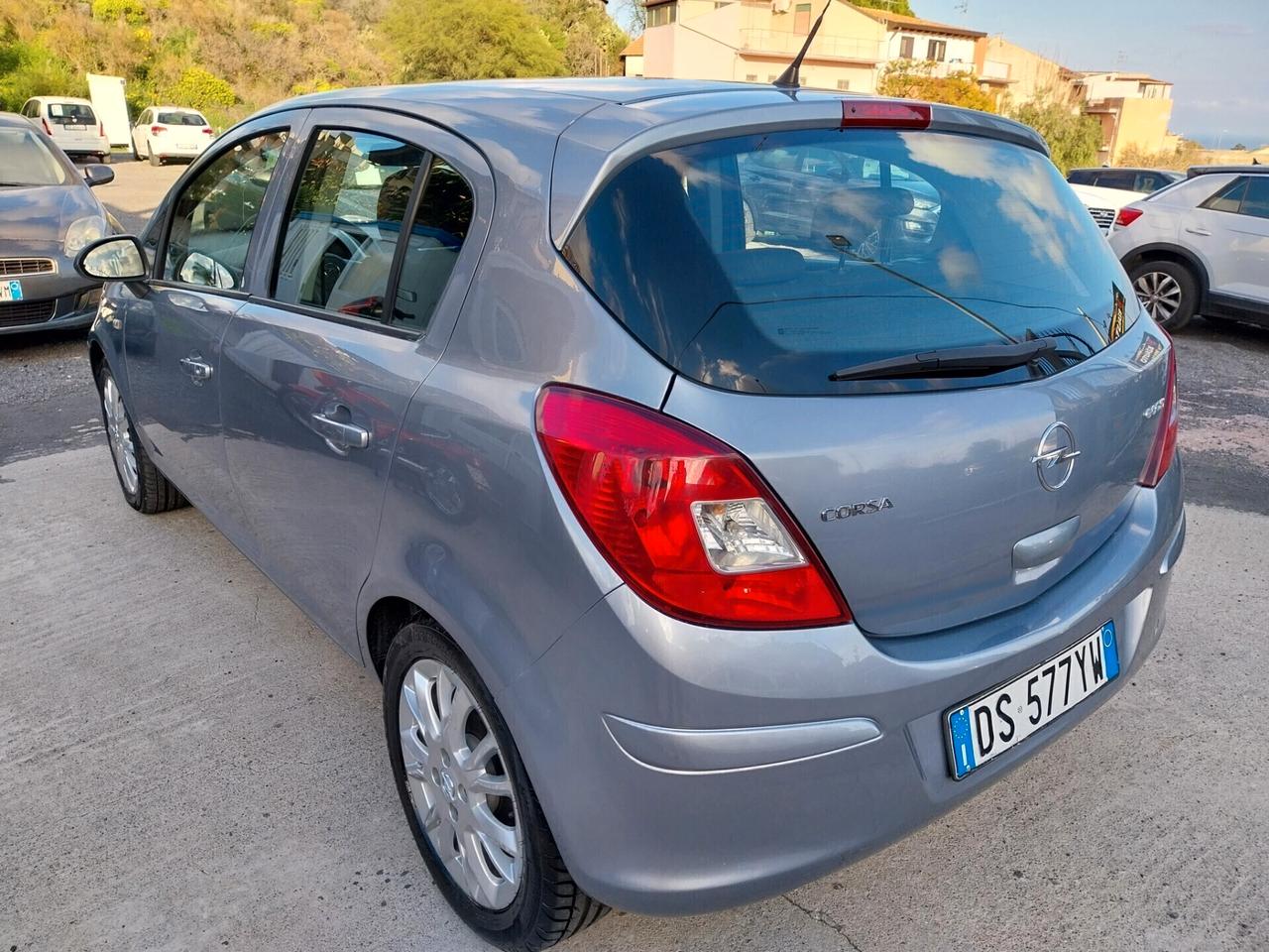 OPEL CORSA 1.3 DIESEL 75 CV SOLO 120.000 KM 2009