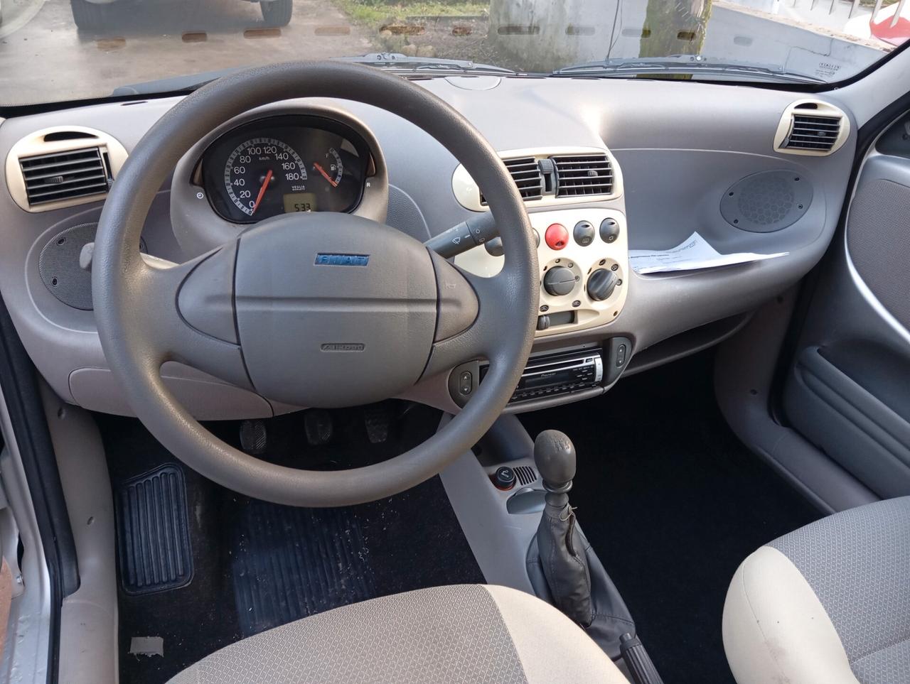 Fiat 600 1.1 Active servosterzo clima permute