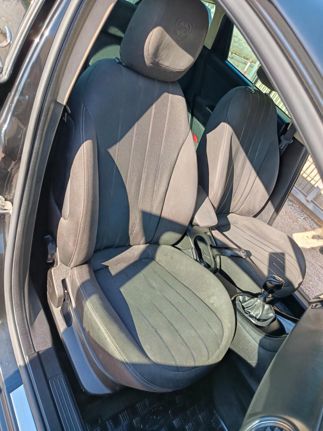 Lancia Delta 1.6 MJT DPF Gold