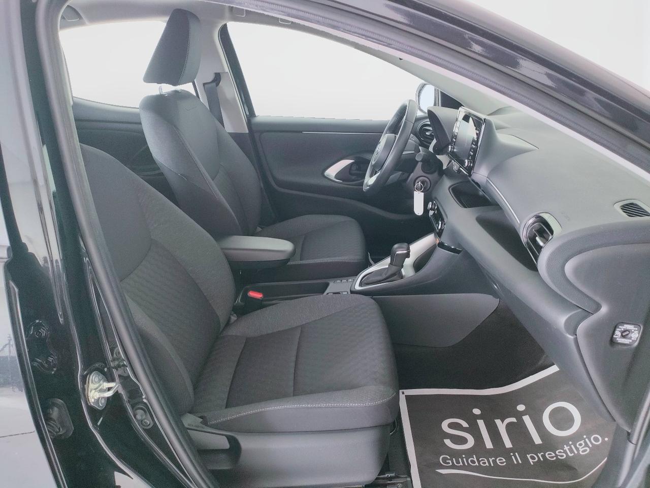 TOYOTA Yaris IV 2020 - Yaris 1.5h Active
