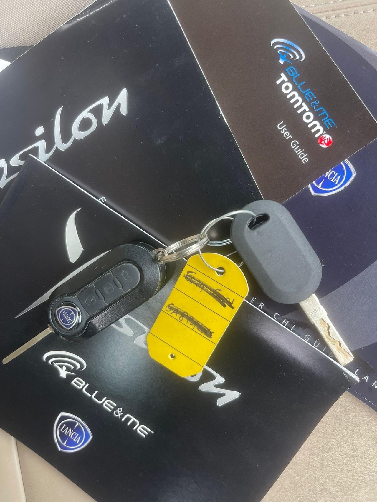 Lancia Ypsilon 0.9 TwinAir 85 CV 5 porte S&S DFN Platinum