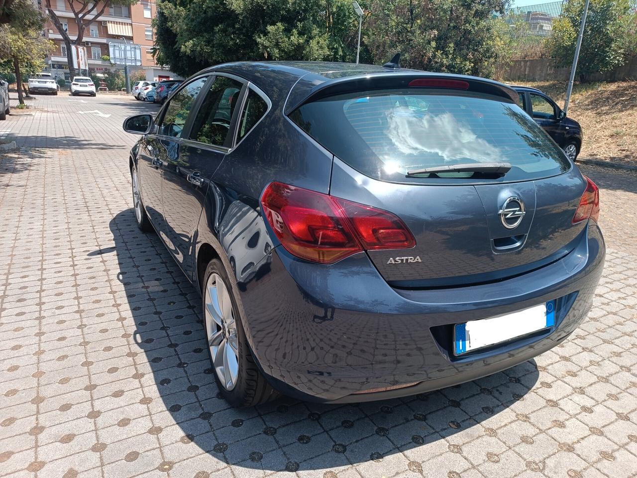 Opel Astra 1.6 115CV 70.000 KM Elective