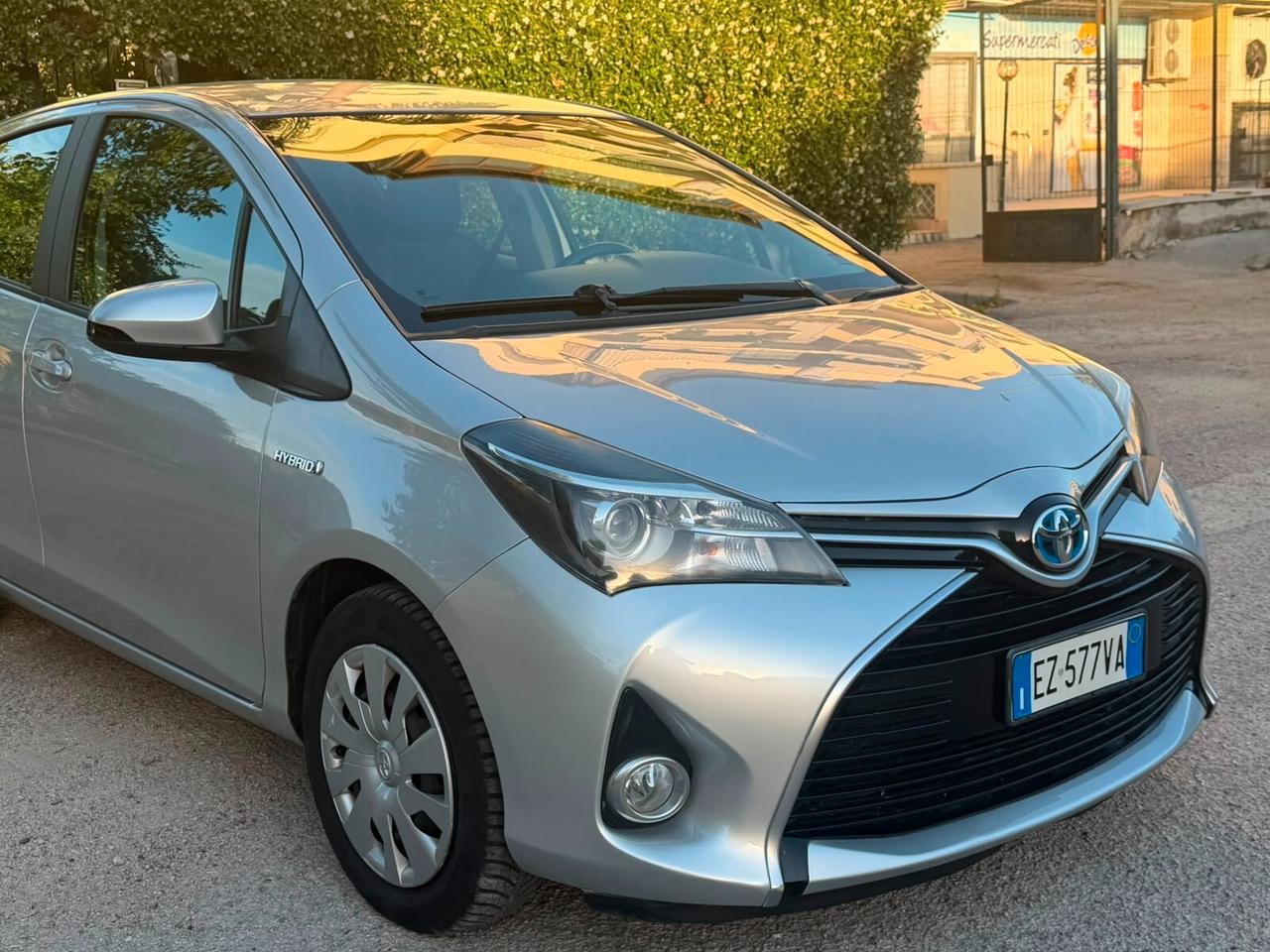 Toyota Yaris 1.5 Hybrid 5 porte Active