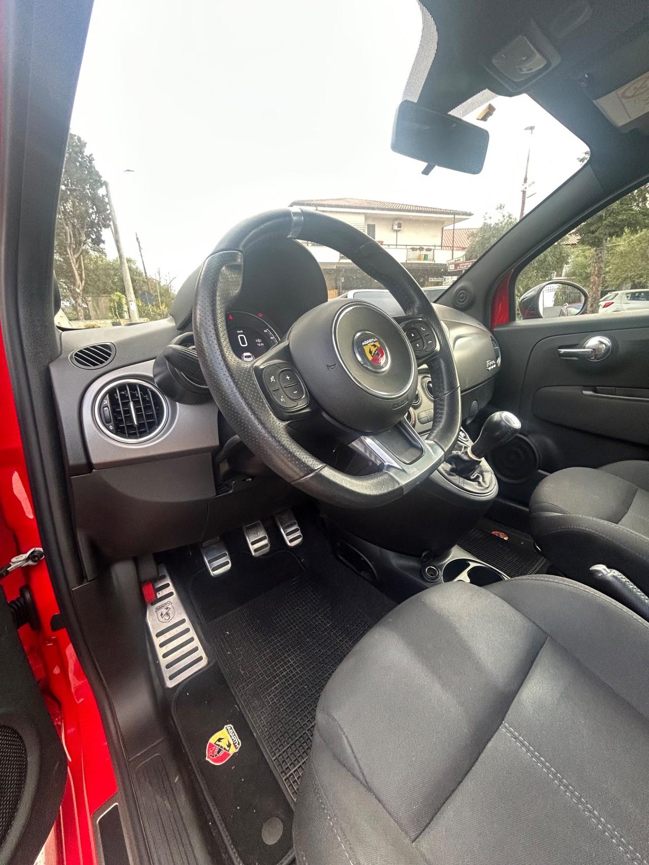 Abarth 595 1.4 Turbo T-Jet 160 CV Pista