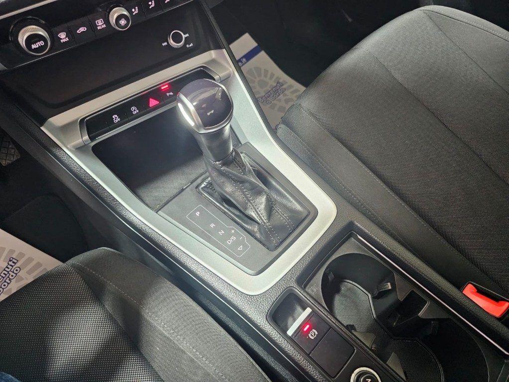Audi Q3 35 TDI quattro S tronic Business Advanced