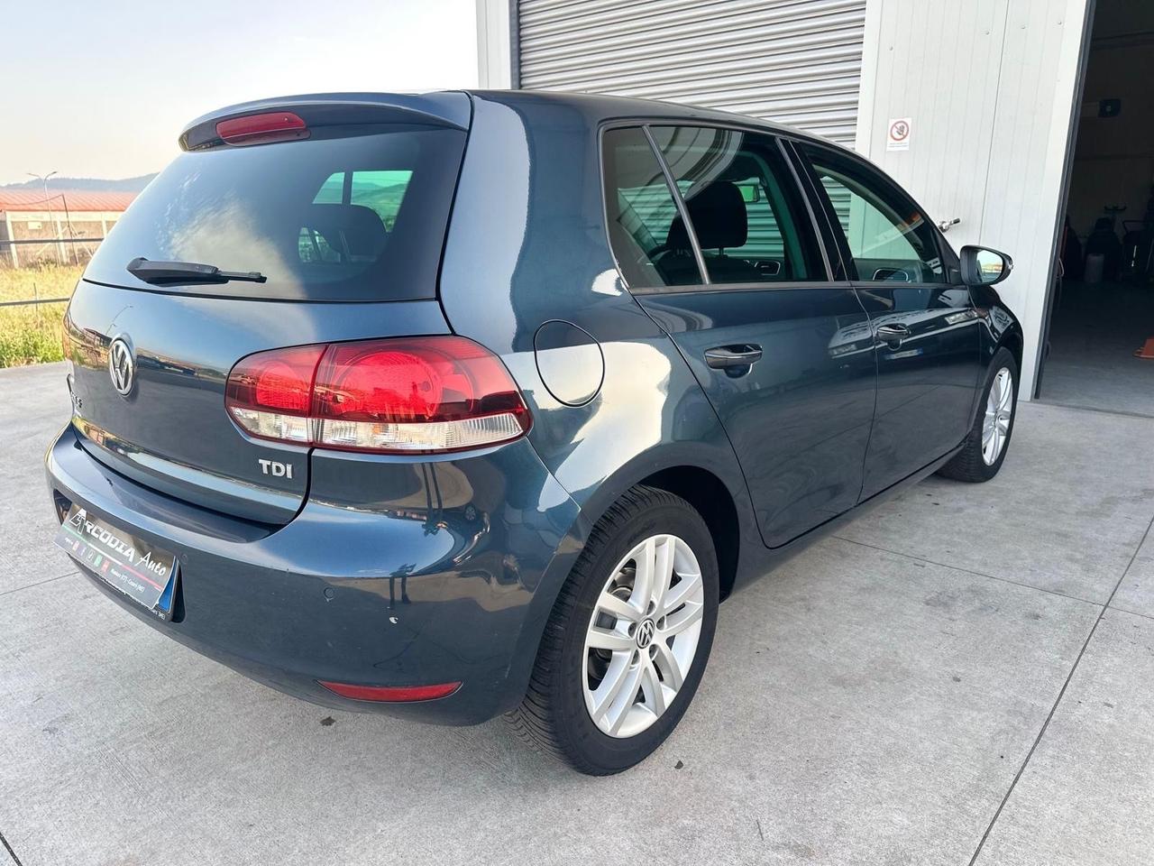 Volkswagen Golf 1.6 TDI DPF 5p. Highline