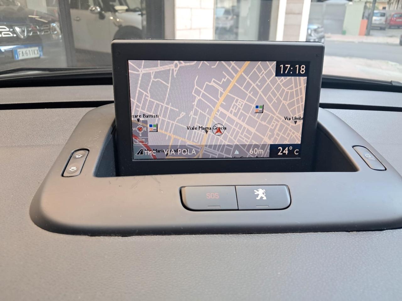 PEUGEOT 5008 2.0 HDi 150CV Féline-TETTO+NAVY-Euro5290