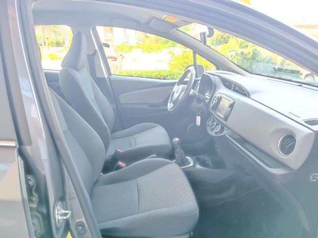 TOYOTA Yaris 1.0 5 porte Active