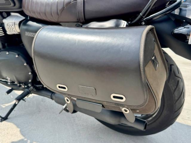 Triumph Bonneville 900 T100 Black my17