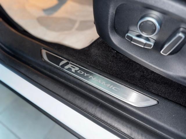 JAGUAR E-Pace 2.0D I4 163 CV AWD Auto R-DYNAMIC BLACK *UNIPROP*