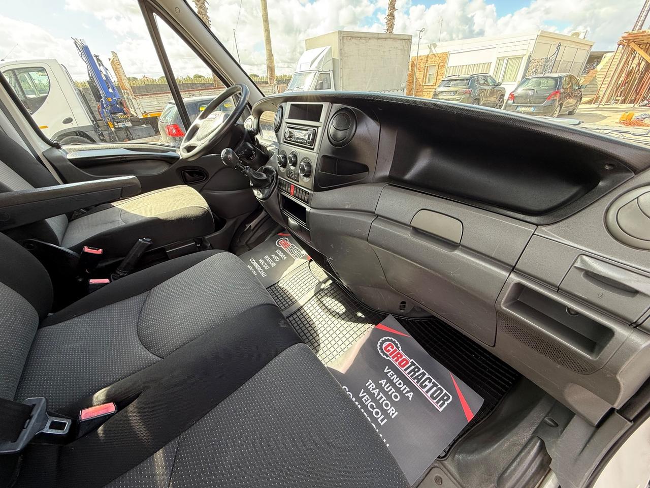 Trattore iveco Daily 35S15 cassonato 4x2 perfetto