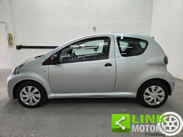 TOYOTA Aygo Active Connect GARANZIA NEOPATENTATI