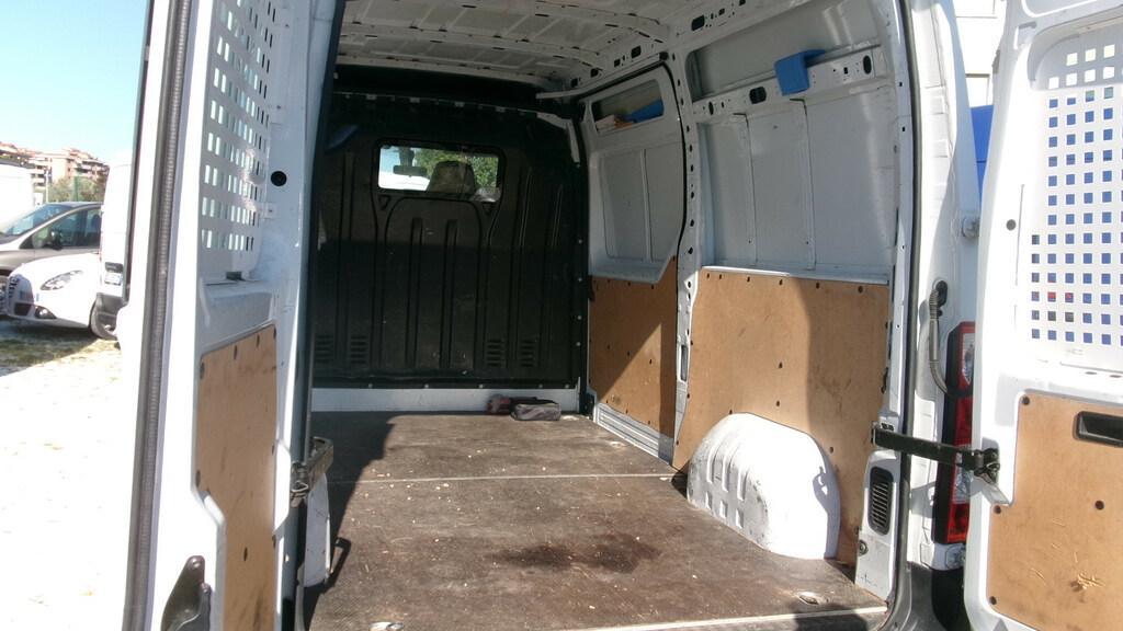 Renault Master T35 2.3 dci 145cv L2H2 S&S E6