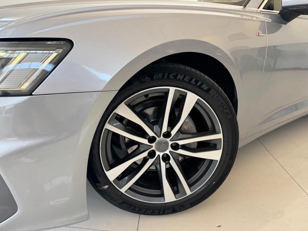 Audi A6 40 2.0 TDI S tronic S-line