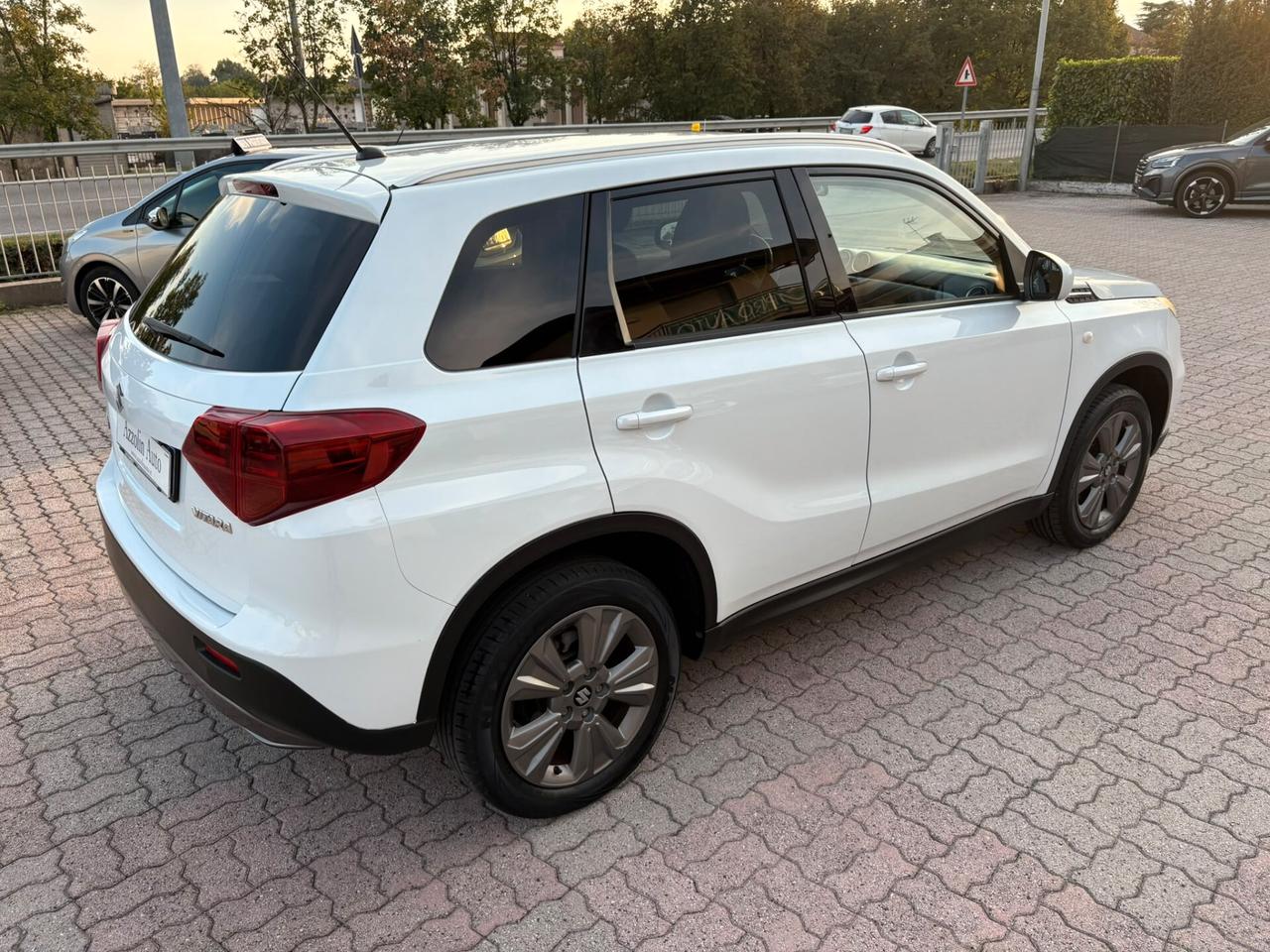SUZUKI VITARA 1.0 BENZ. 112 CV SI A NEOPATENTATI