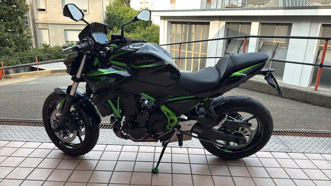 Kawasaki Z 650 DEPOTENZIATA My 2025-2026