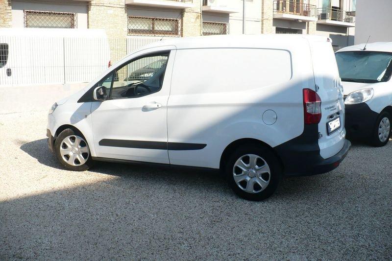 Ford Transit Courier 1.5 TDCi 75CV Van Trend