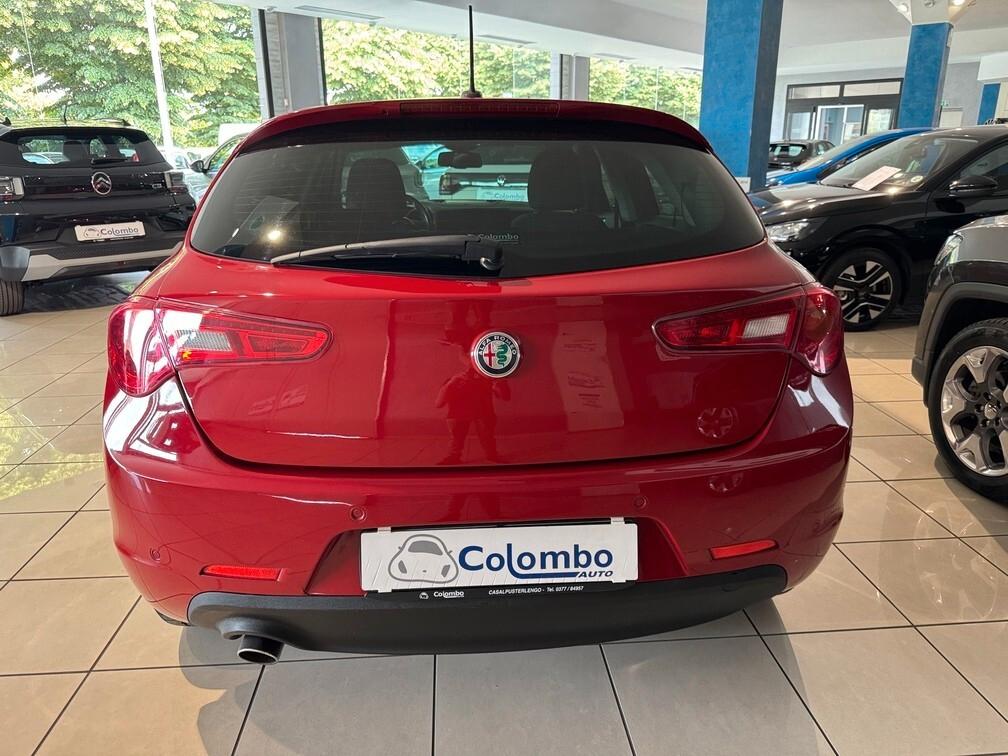 Alfa Romeo Giulietta 1.6 jtdm 120cv Navi Led 16" Neopat