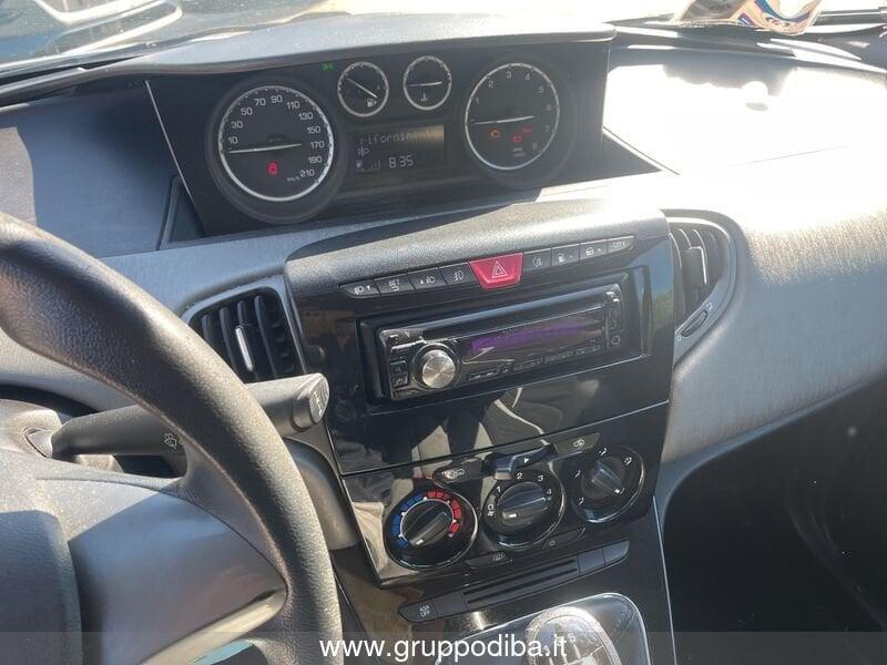 Lancia Ypsilon III 2011 Benzina 0.9 t.air Gold ecochic metano 80cv
