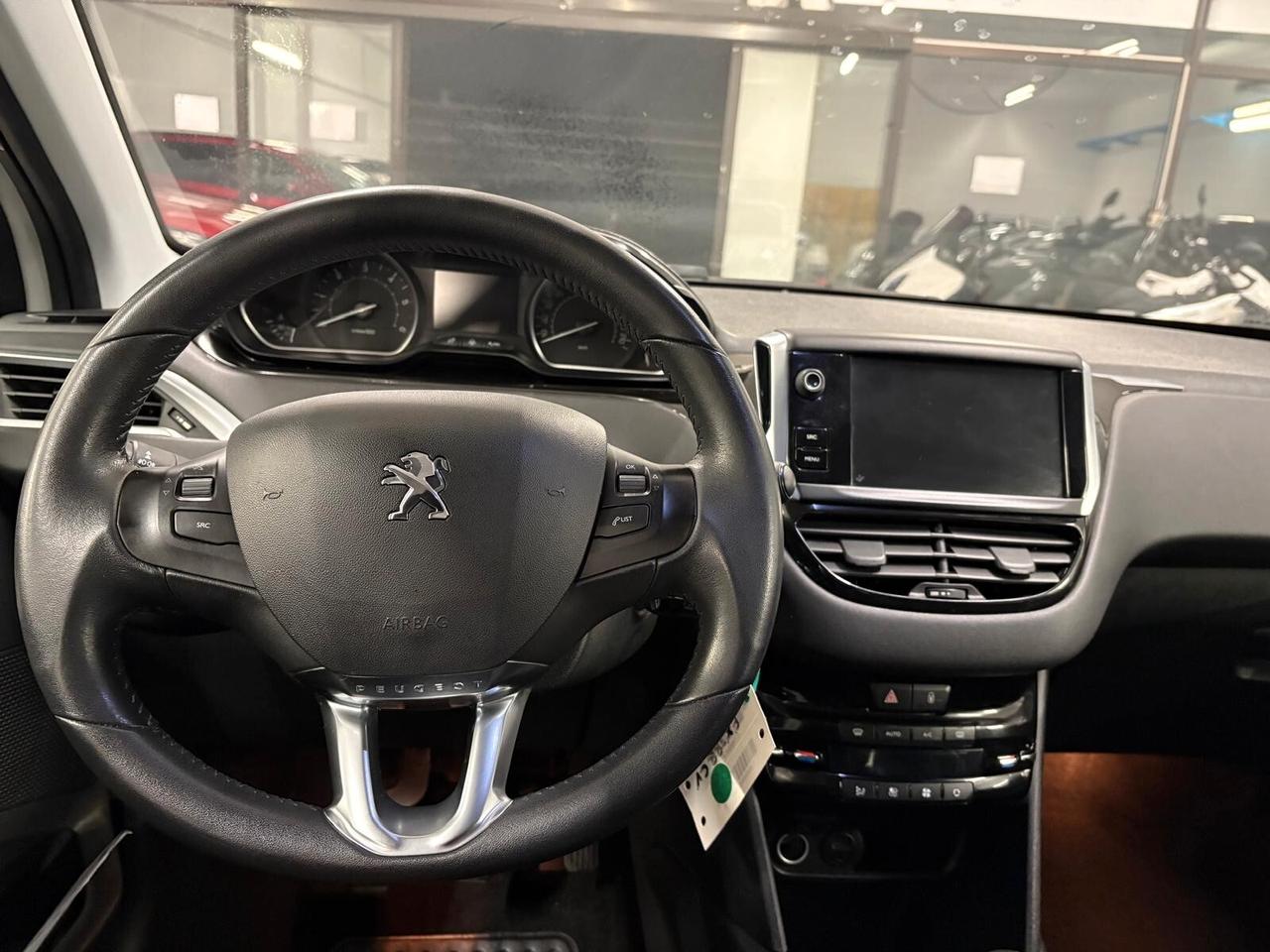 Peugeot 208 ALLURE 1.6 e-HDi 92 CV 5 porte