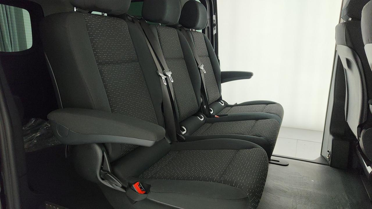 Mercedes-Benz vito 116 cdi extralong 4x4 mixto auto my20