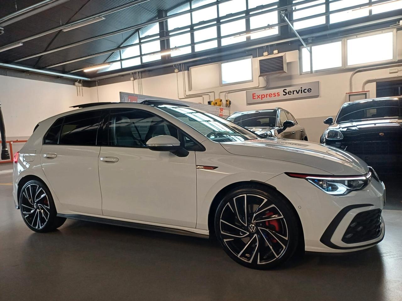 Volkswagen Golf GTI 2.0 TSI DSG 245cv Performance
