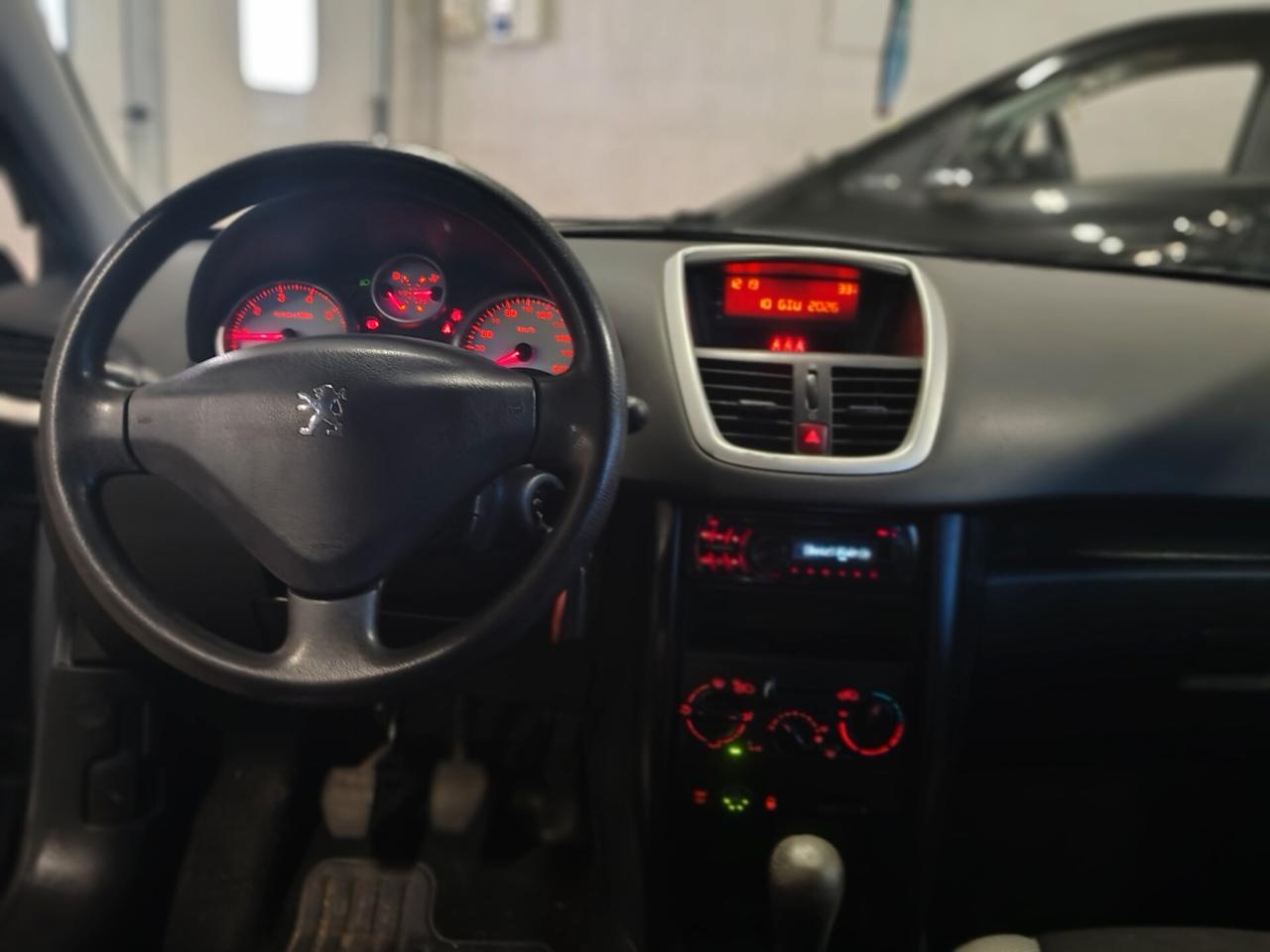 Peugeot 207 1.4 GPL - Ideale per risparmiare – Pronta all'uso