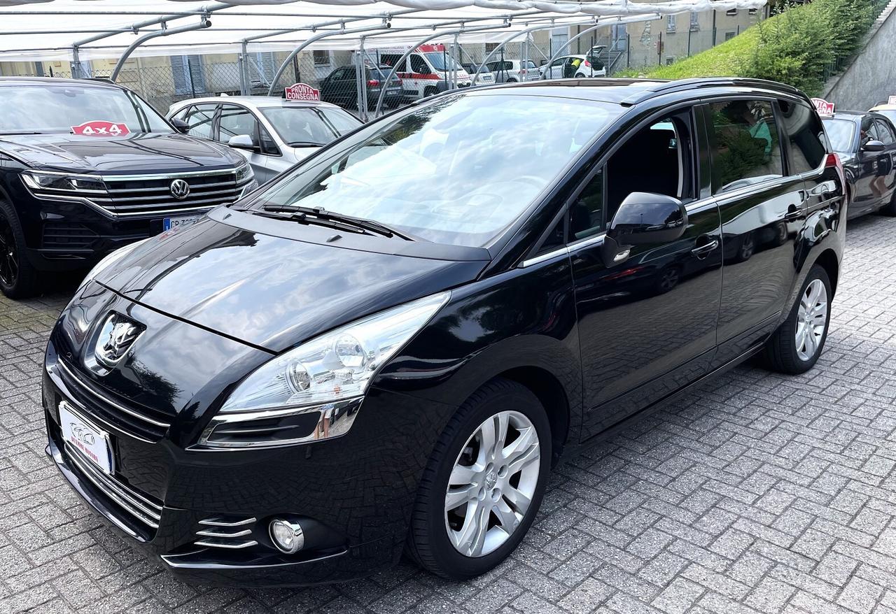 Peugeot 5008 1.6 Hdi - 7 Posti - Tetto Panoramico