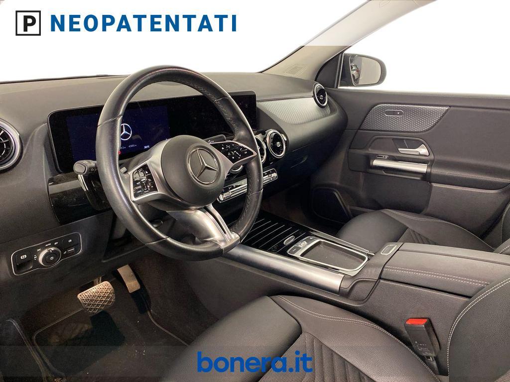 Mercedes GLA 180 180 D Progressive Advanced 8G-DCT