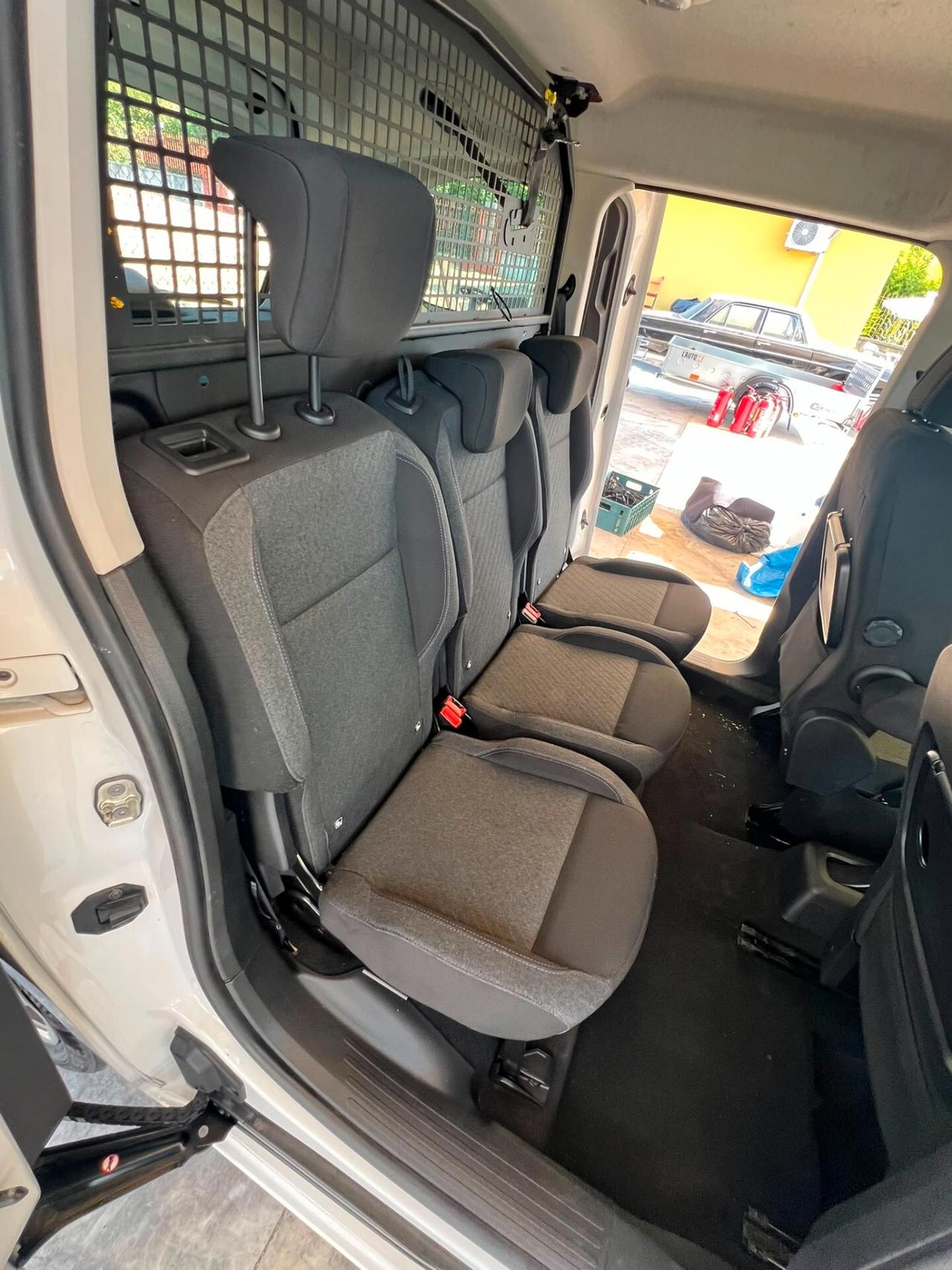 Fiat Doblo Doblò 1.5 BlueHdi 130CV AT8 Combi N1