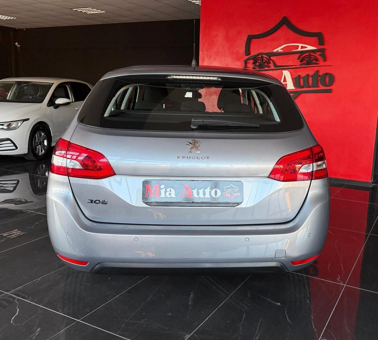 Peugeot 308 BlueHDi 130 S&S SW Allure
