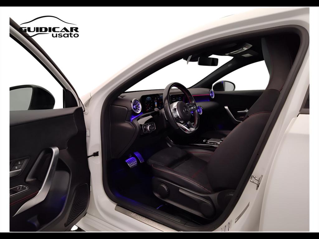 Mercedes-Benz Classe A - W177 2018 - A 180 d Premium auto