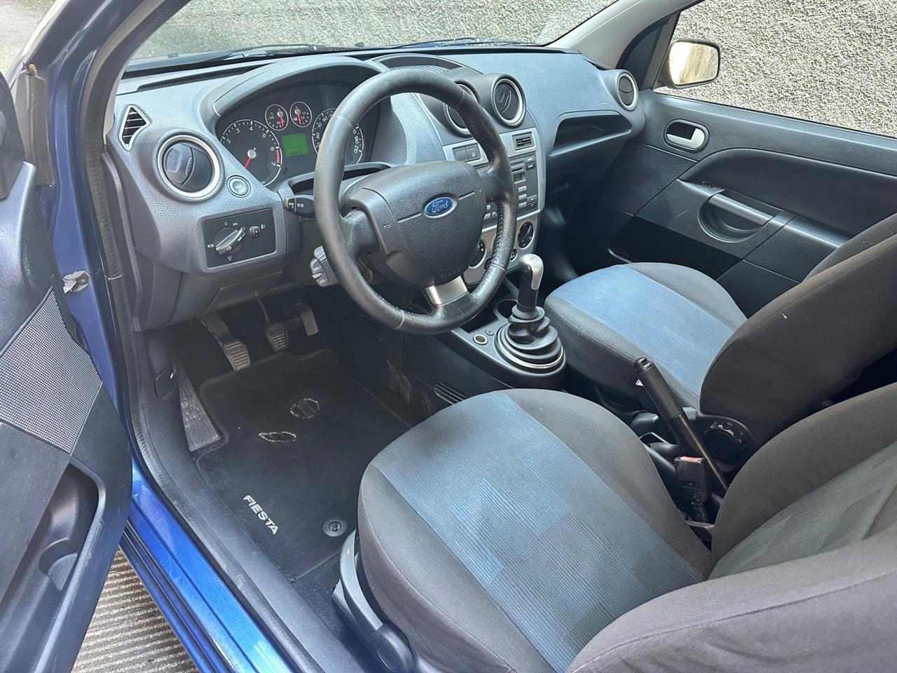 Ford Fiesta 1.2 16V 3p. Titanium