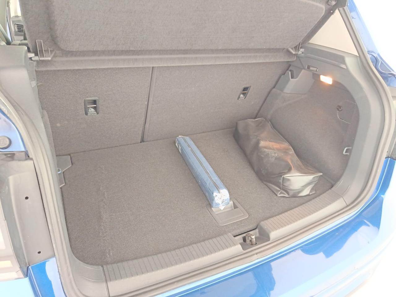 VOLKSWAGEN T-Cross - T-Cross 1.0 TSI Sport