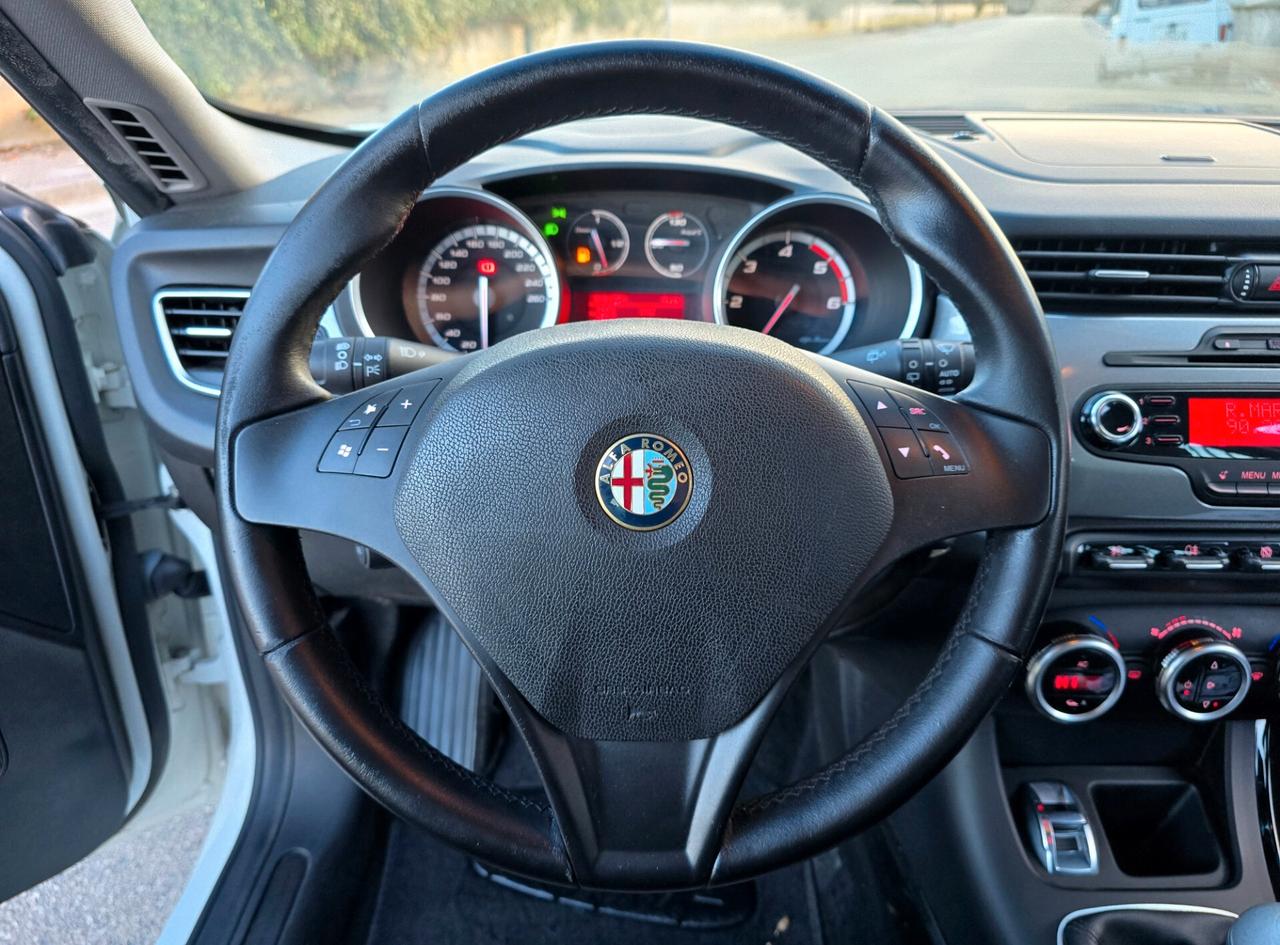 ALFA GIULETTA 1.6 M-JET EXCLUSIVE 2013 NUOVISSIMA