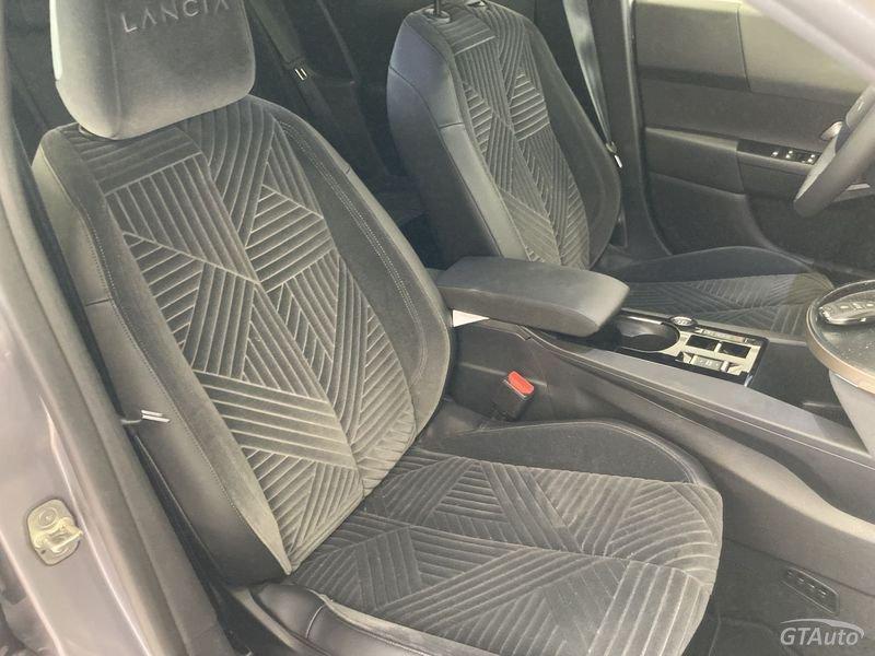 Lancia Ypsilon Ypsilon Hybrid e-DCT