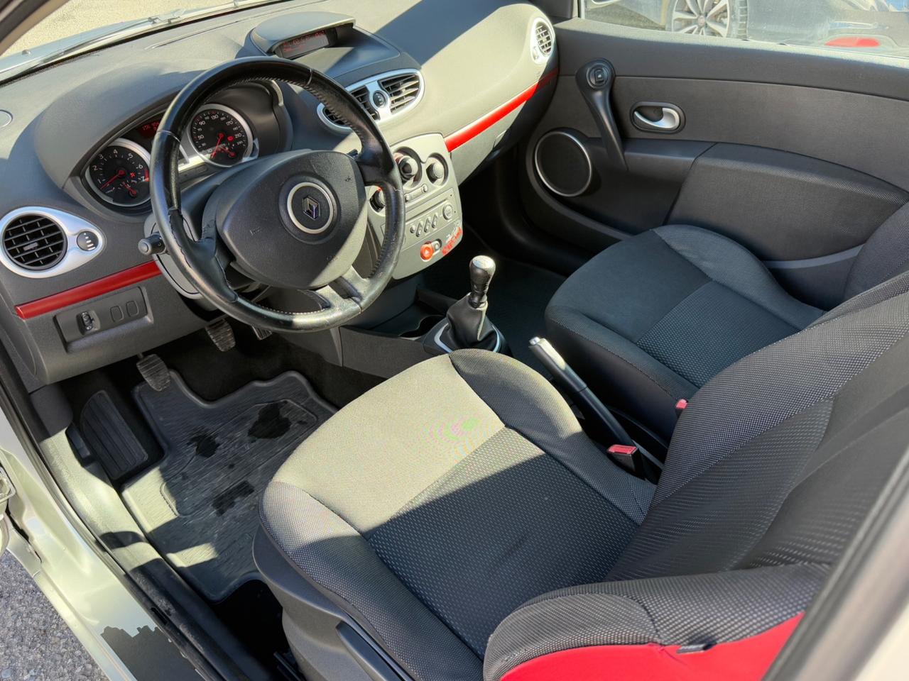 Renault Clio 1.2 16V 3 porte Rip Curl